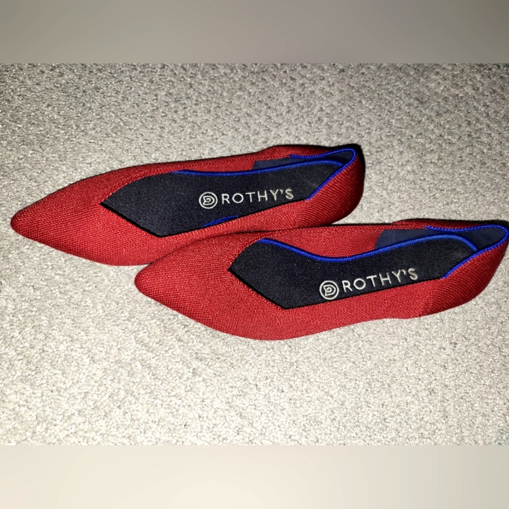 Like-new Rothy's The Point, size 9.5